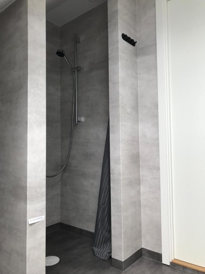 Ferienwohnung Nybyggd Mysig Laegenhet I Falkenberg, Troeingeberg 5Min Fran E6, 30Min Ullared, Naera Stationen Exterior foto
